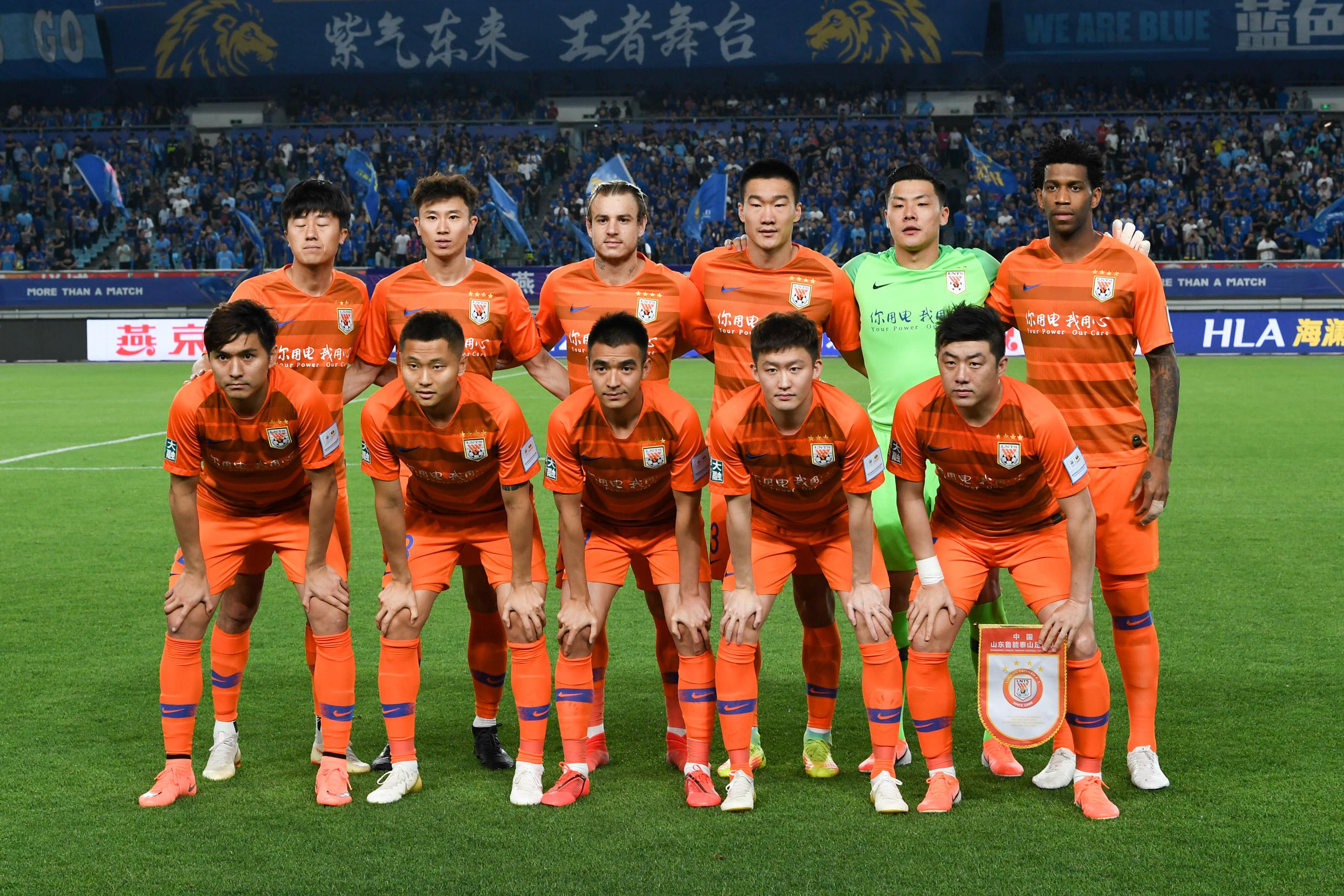Uzi夏季赛复出后，分别使用了五个不同的英雄砍下五个MVP