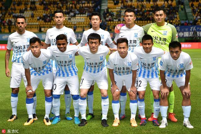 完成的11人制足球场